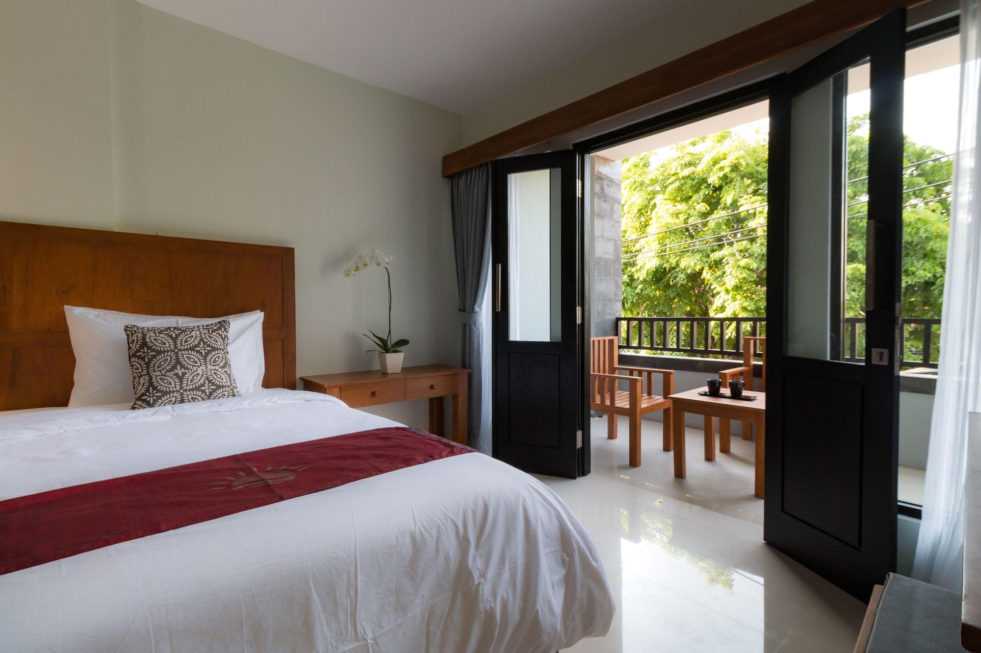 Ab Hotel Kuta By Agata Екстериор снимка
