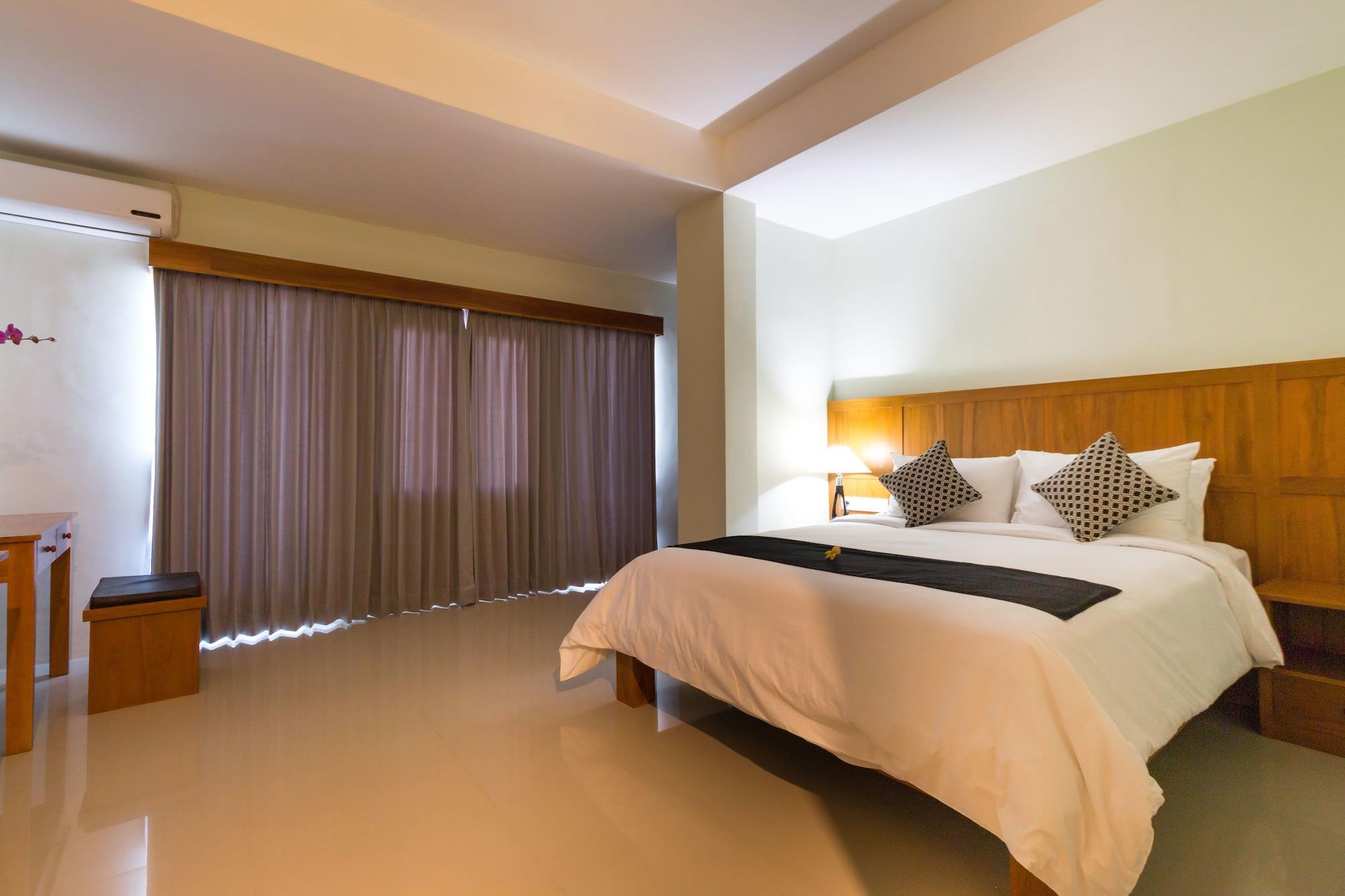 Ab Hotel Kuta By Agata Екстериор снимка