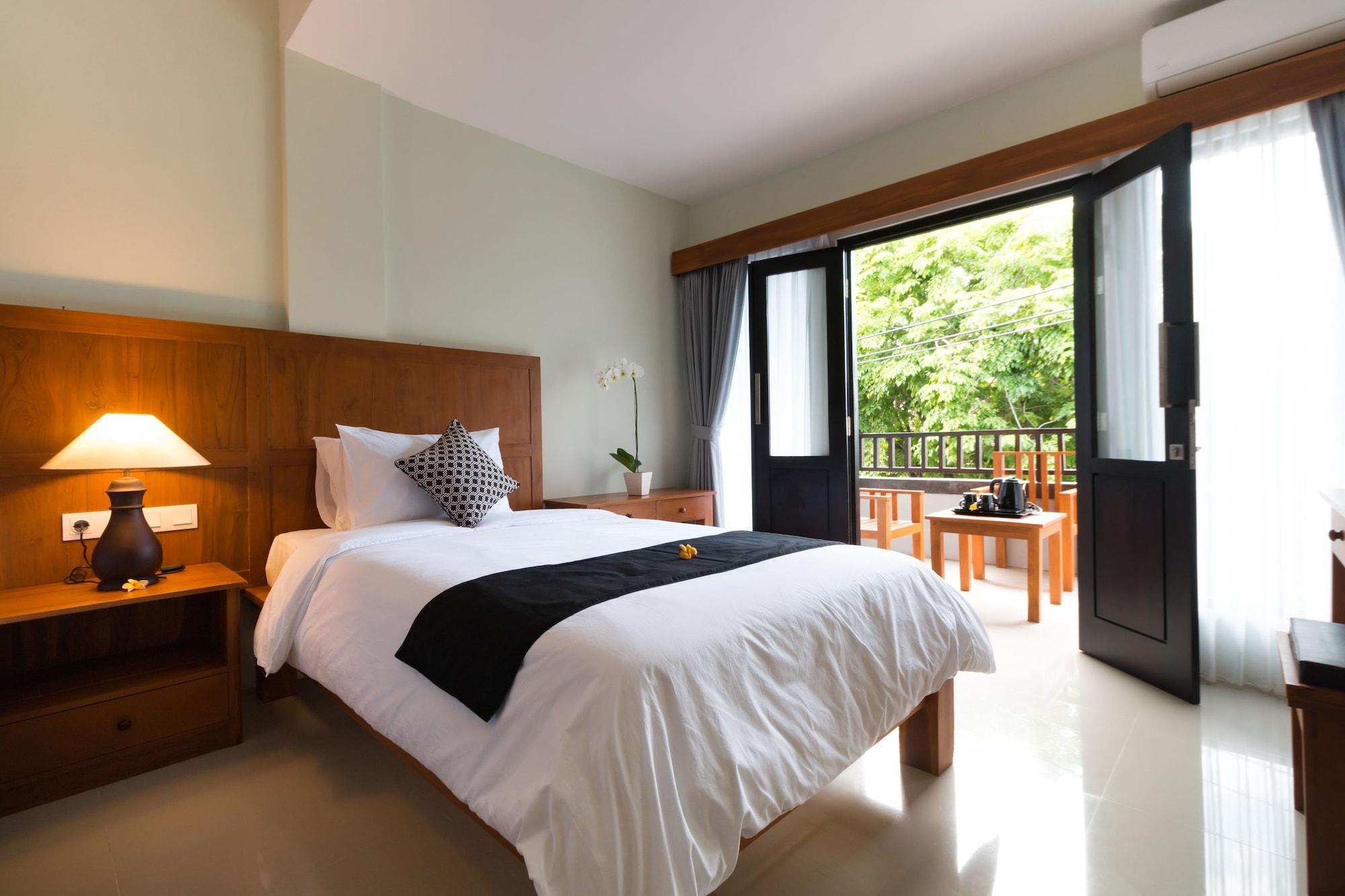 Ab Hotel Kuta By Agata Екстериор снимка