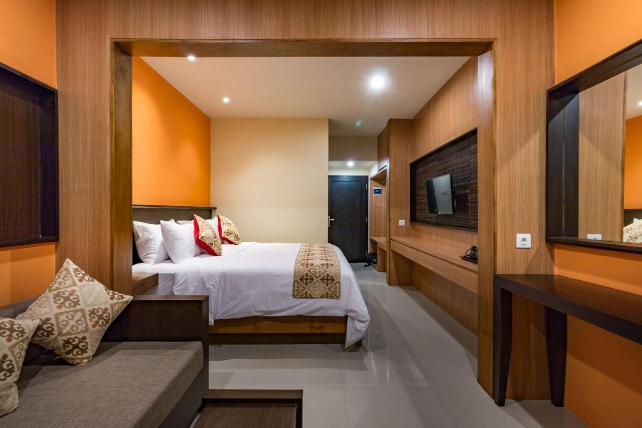 Ab Hotel Kuta By Agata Екстериор снимка